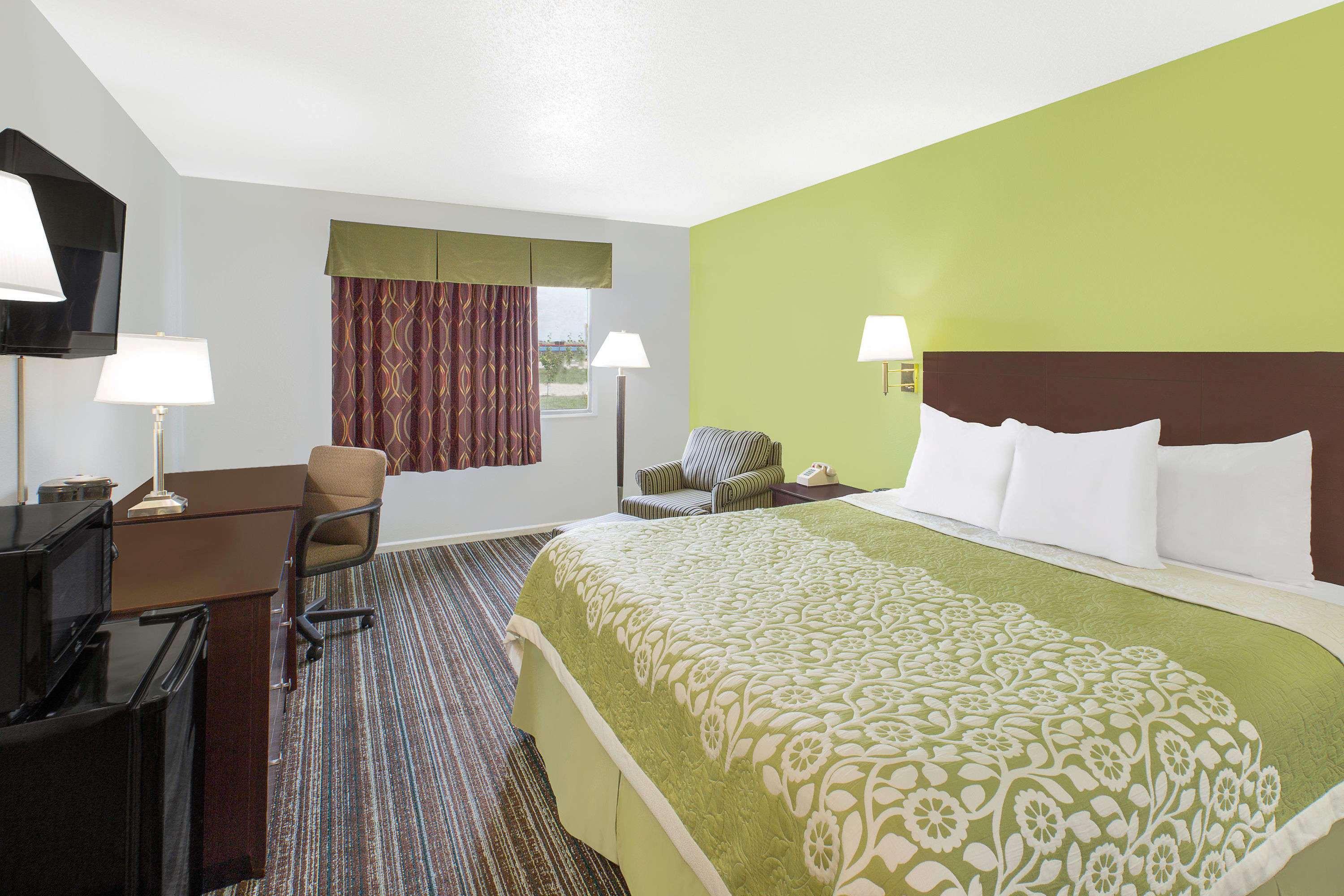 Days Inn By Wyndham York Buitenkant foto